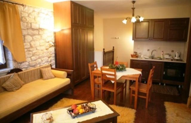 Meterizi Guesthouse Varvitsa Екстер'єр фото