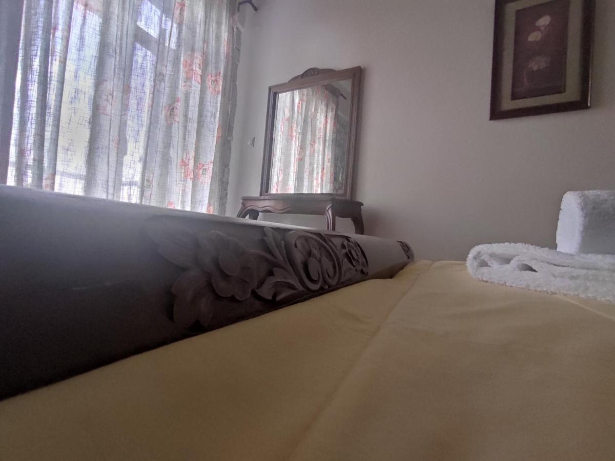 Meterizi Guesthouse Varvitsa Екстер'єр фото